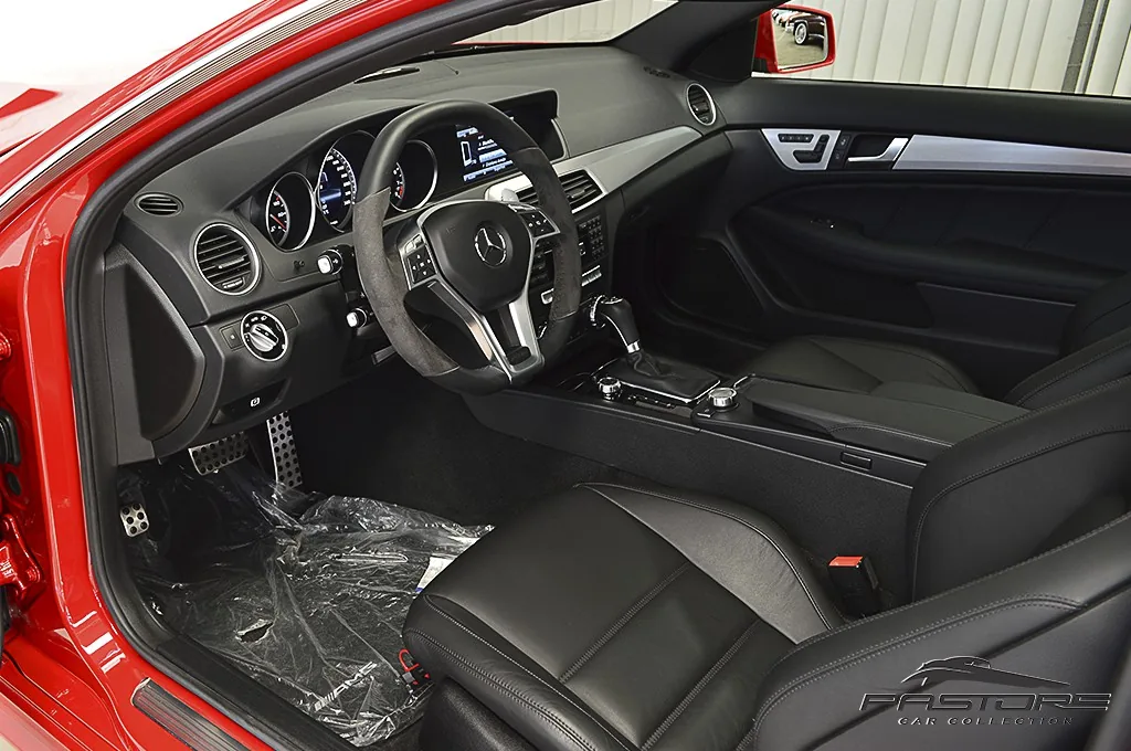Mercedes-Benz C63 AMG Coupé
