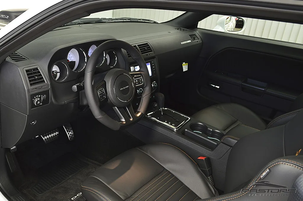 Dodge Challenger Shaker