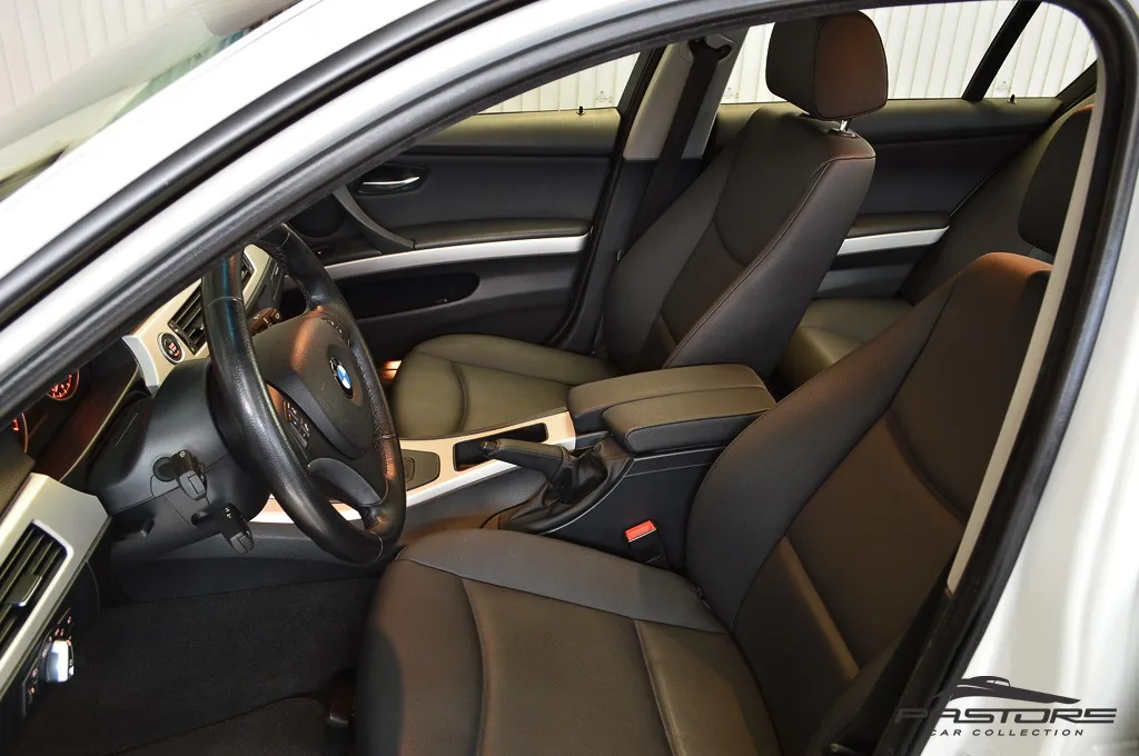 BMW 320i TOP