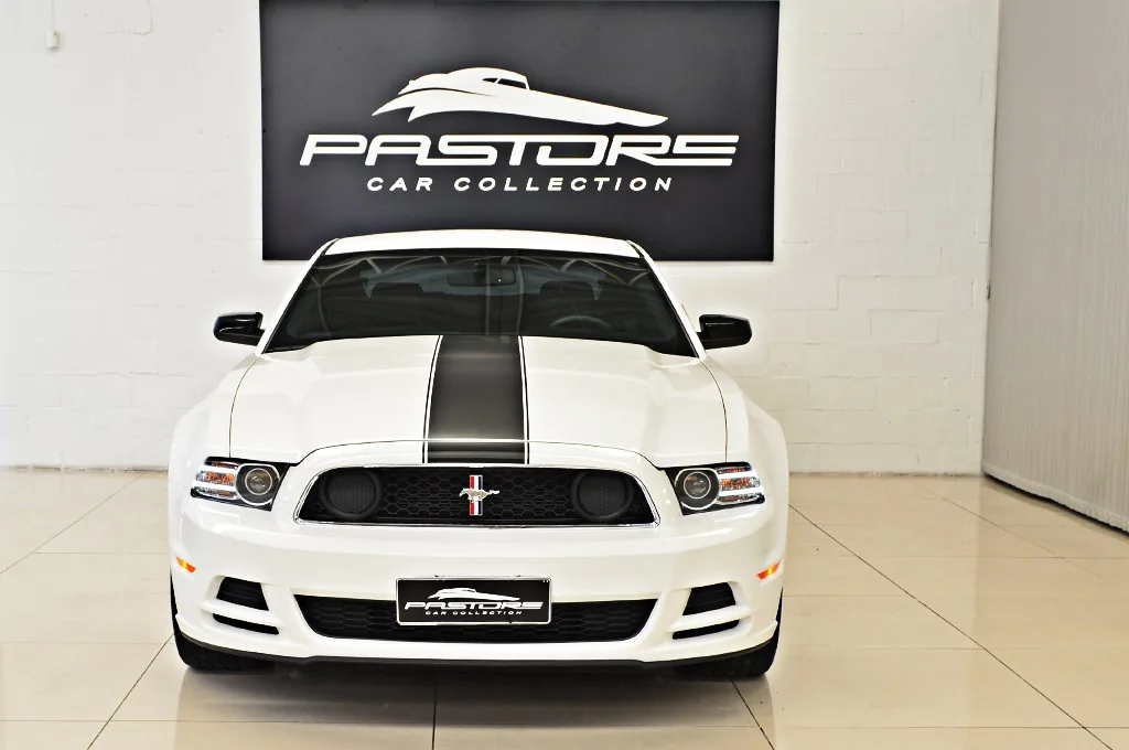 Ford Mustang V6 Premium