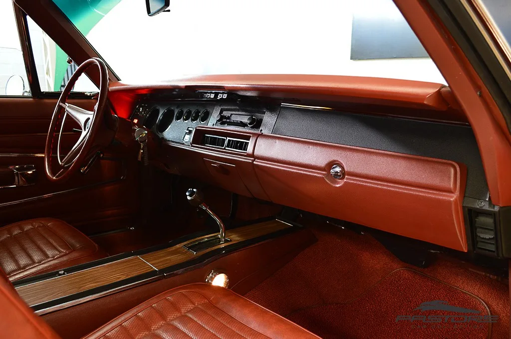 Dodge Charger 500