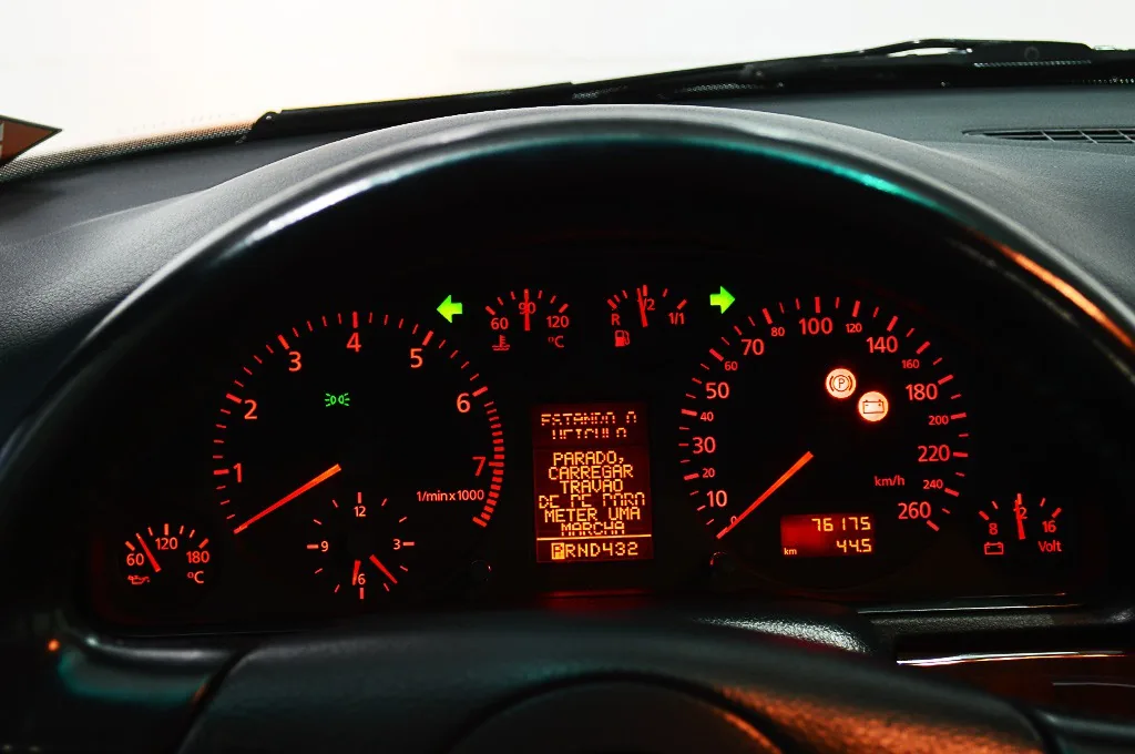 Audi A4 2.4 V6