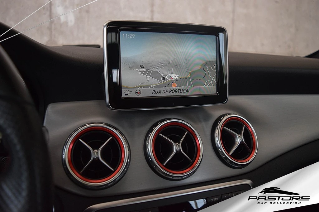 Mercedes-Benz GLA 250 Sport