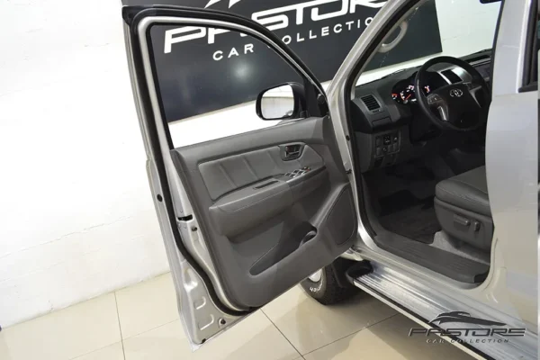 Toyota Hilux CD 4X4 SRV AT