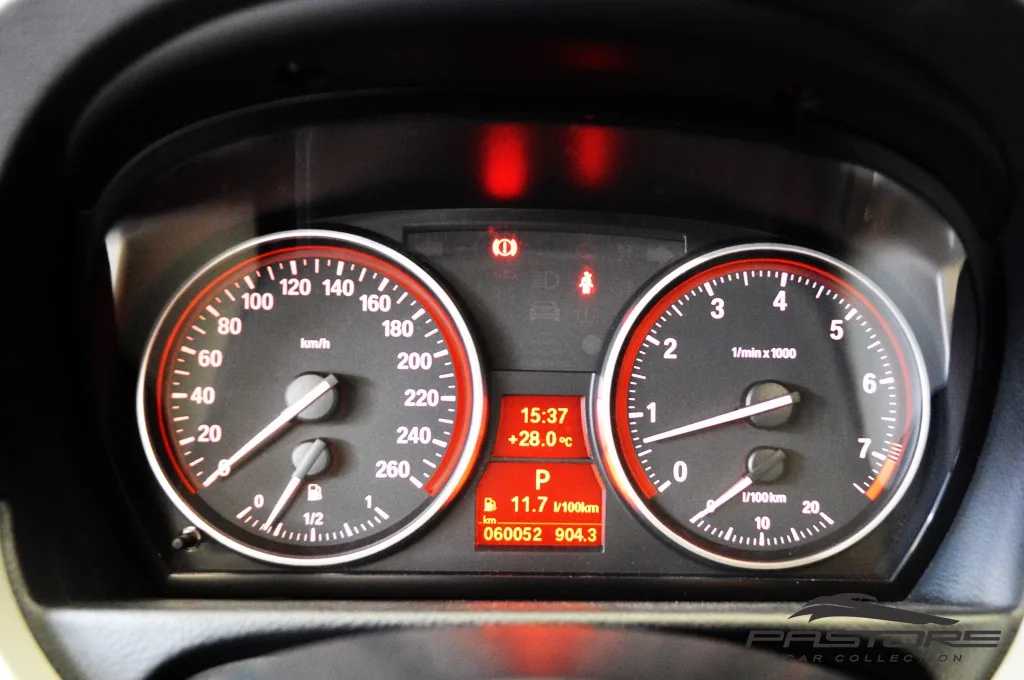 BMW 325i