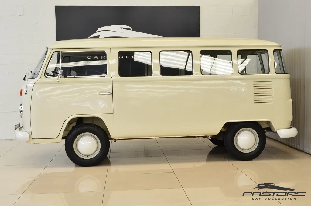 VW Kombi Standard