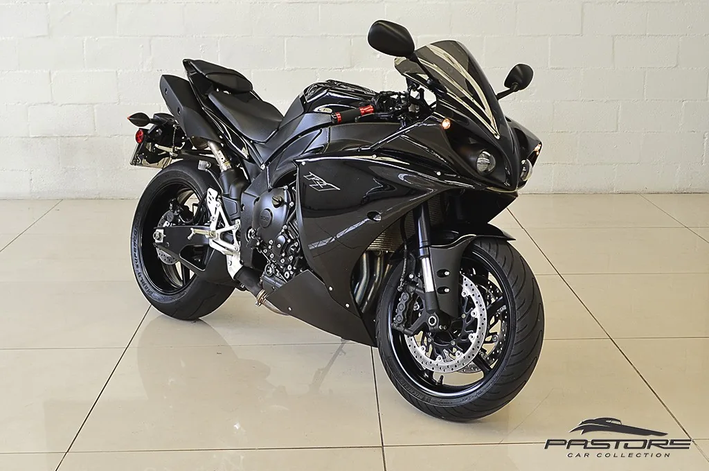 Yamaha YZF R1