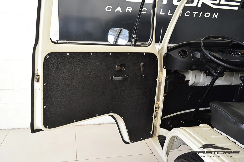 VW Kombi Standard