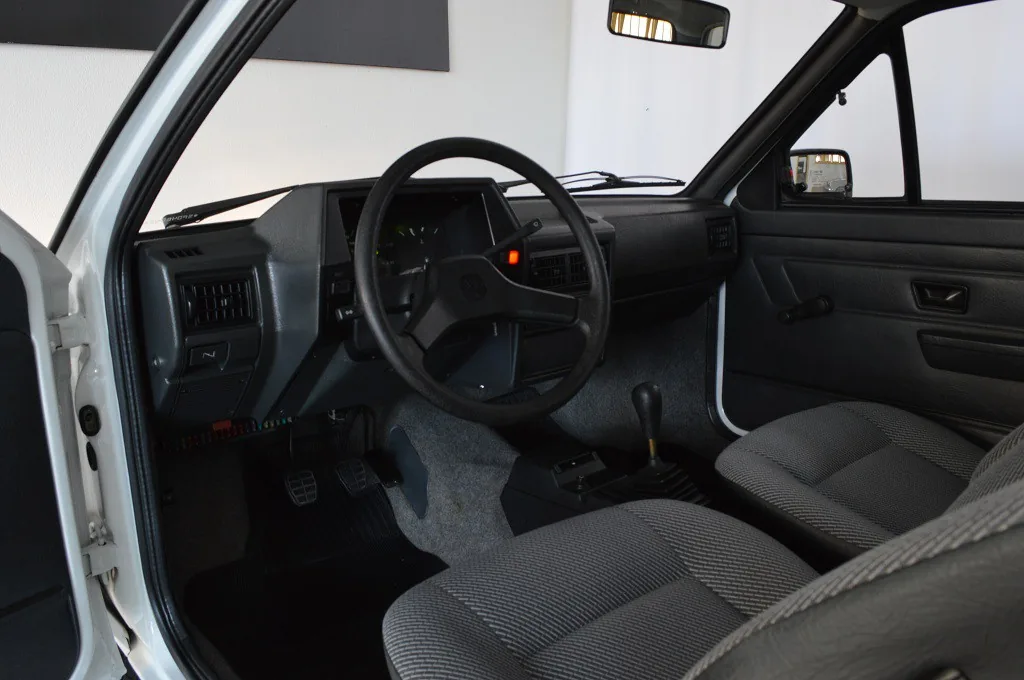 VW Voyage CL