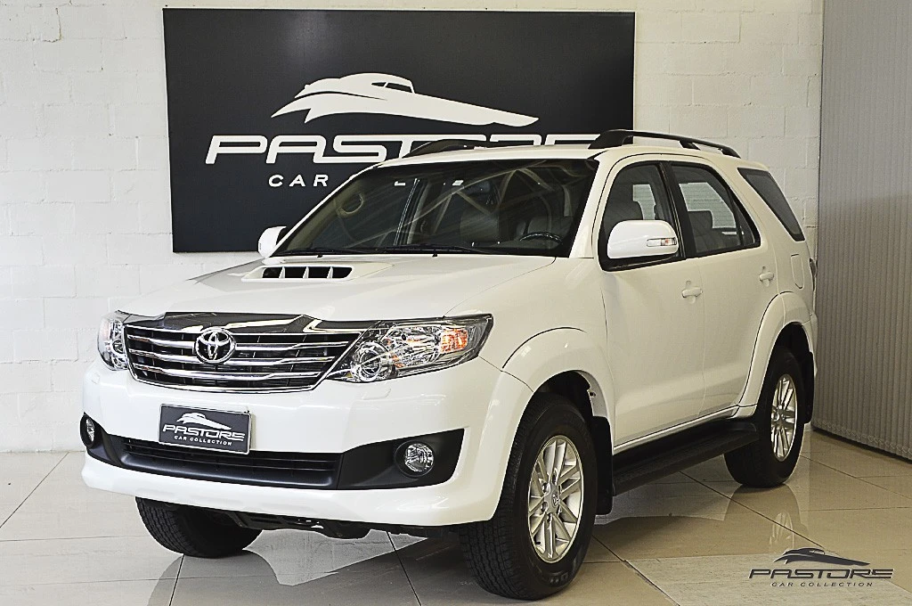 Toyota Hilux SW4 SRV 3.0 D-4D AT