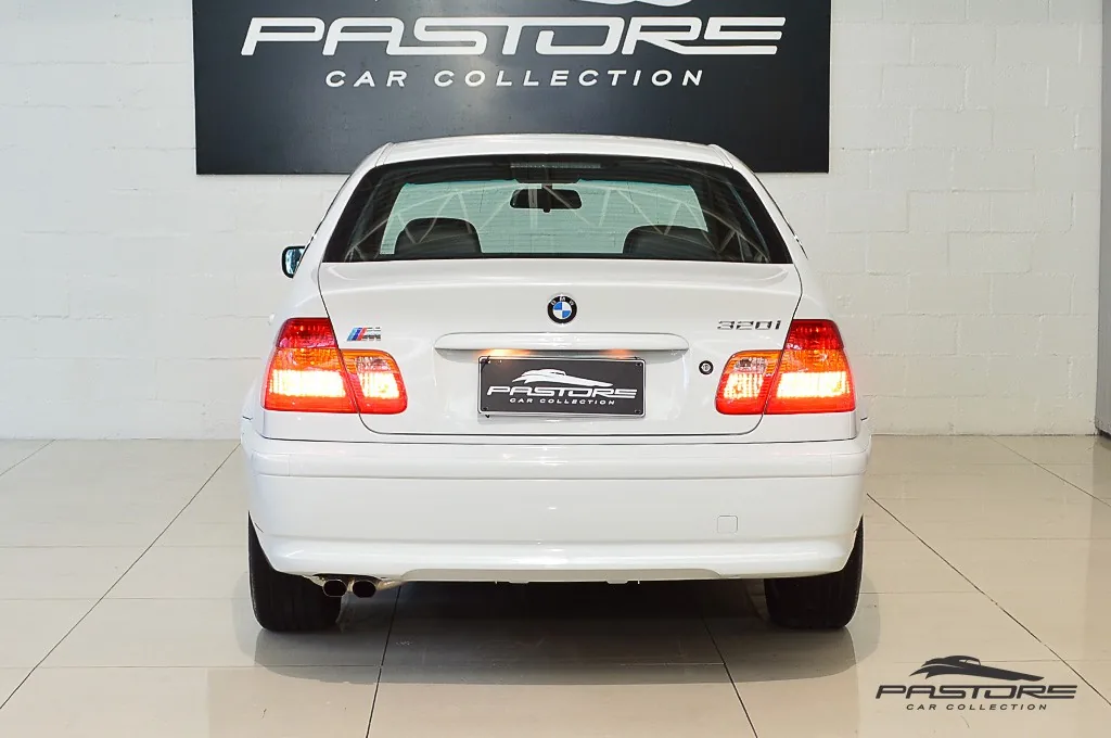 BMW 320i