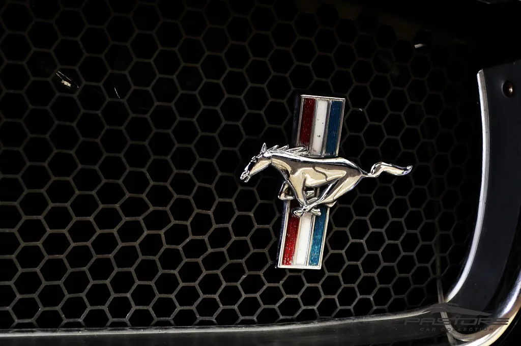 Ford Mustang Hard Top