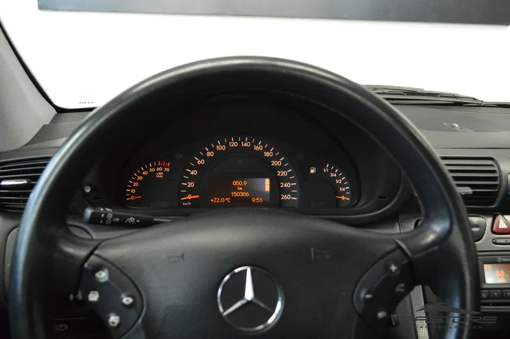 Mercedes-Benz C240 Avantgarde