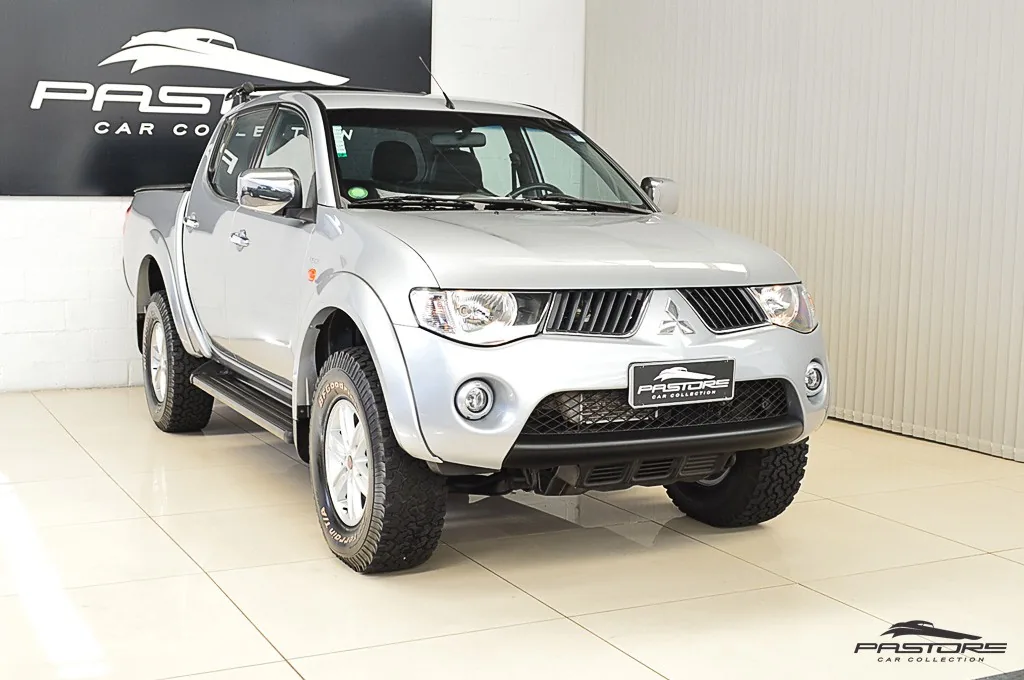 Mitsubishi L200 Triton 3.2D AT
