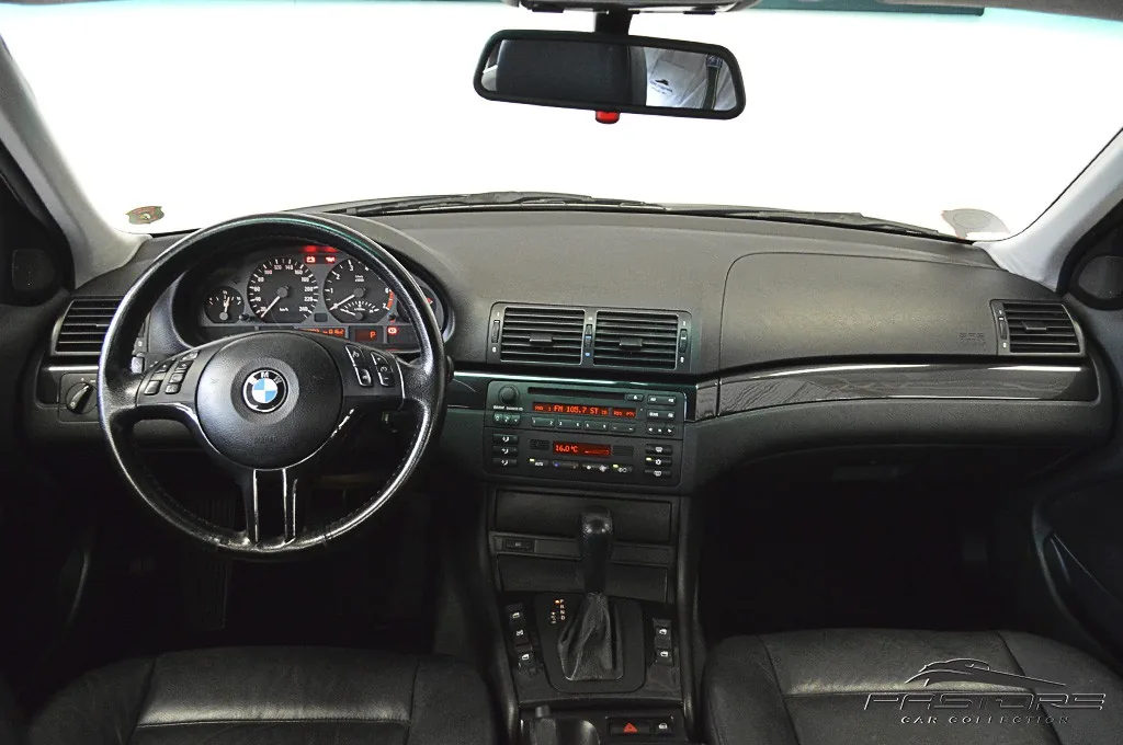 BMW 325i
