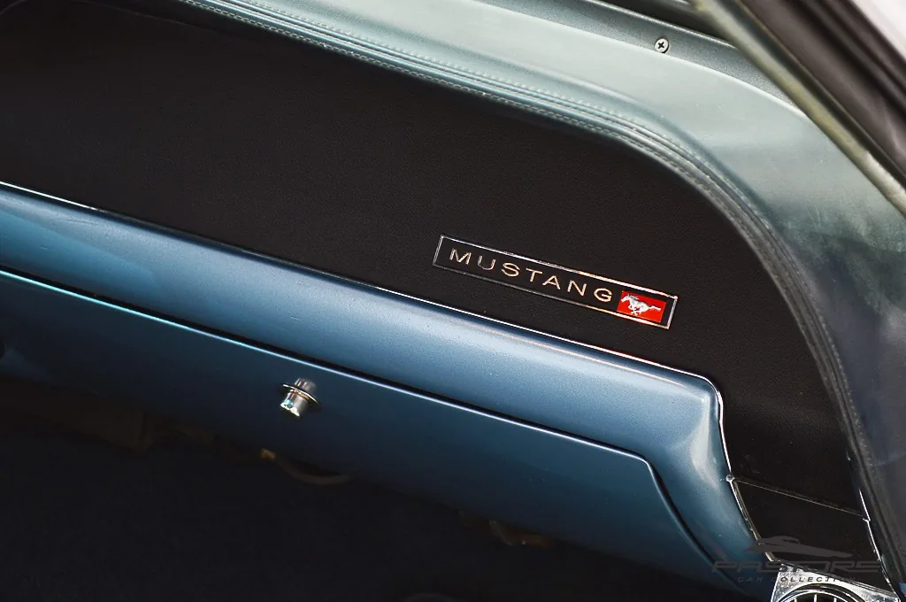 Ford Mustang Hard Top