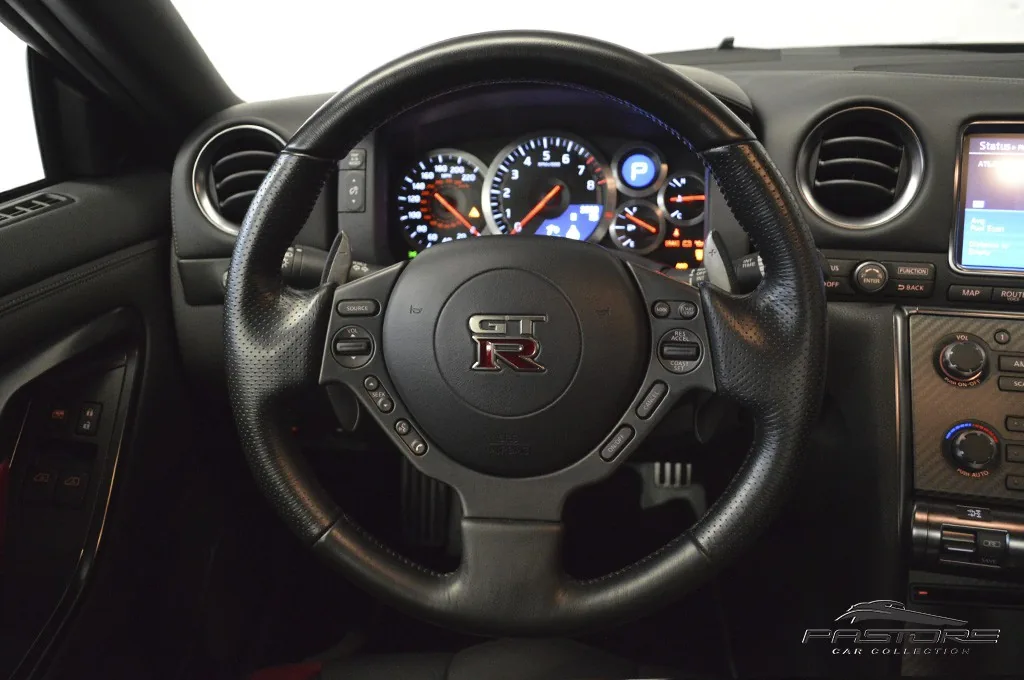 Nissan GT-R Black Edition
