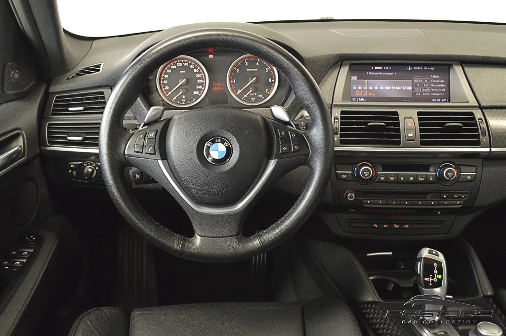 BMW X6 xDrive 50i