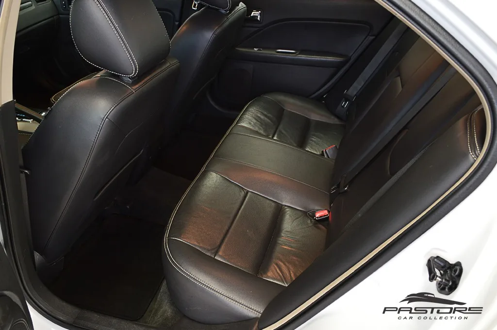 Ford Fusion V6 FWD