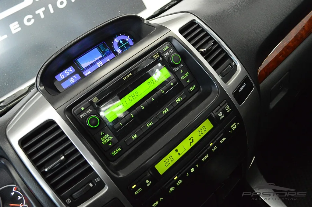 Toyota Land Cruiser Prado VX