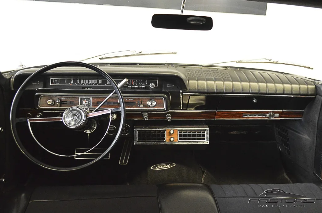 Ford Galaxie LTD