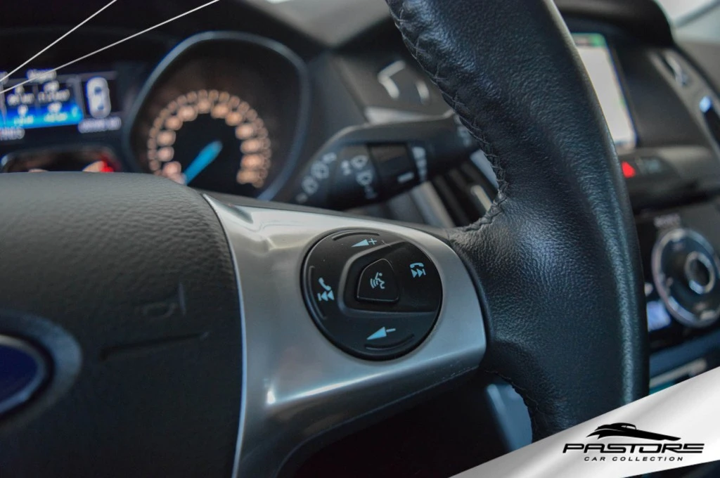 Ford Focus Titanium Hatch