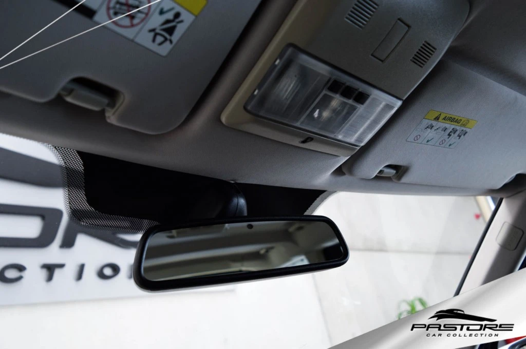 Land Rover Discovery 4 SDV6 SE