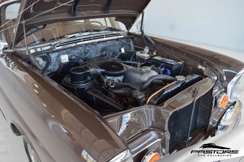 Mercedes-Benz 220 Sb