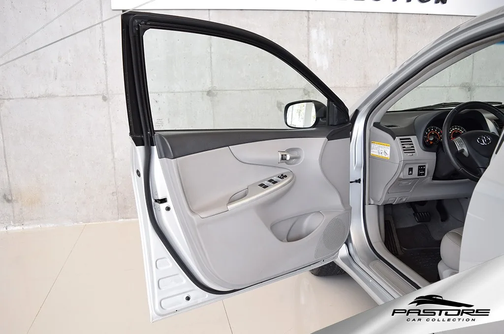 Toyota Corolla XEI 2.0 16V Automático