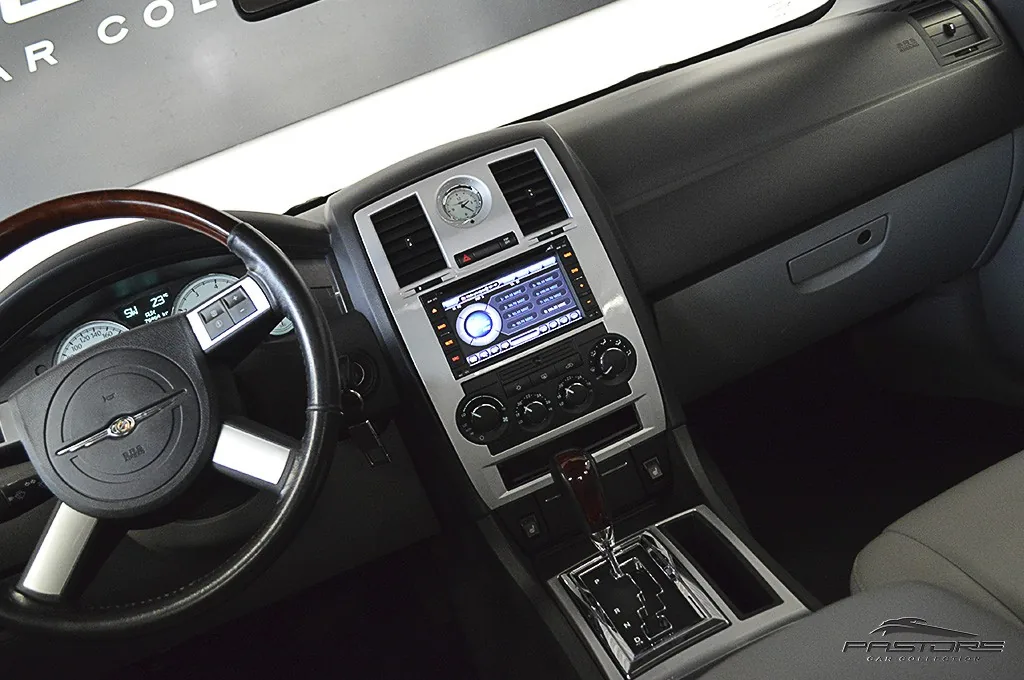 Chrysler 300C 5.7 Hemi