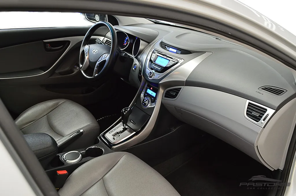 Hyundai Elantra GLS