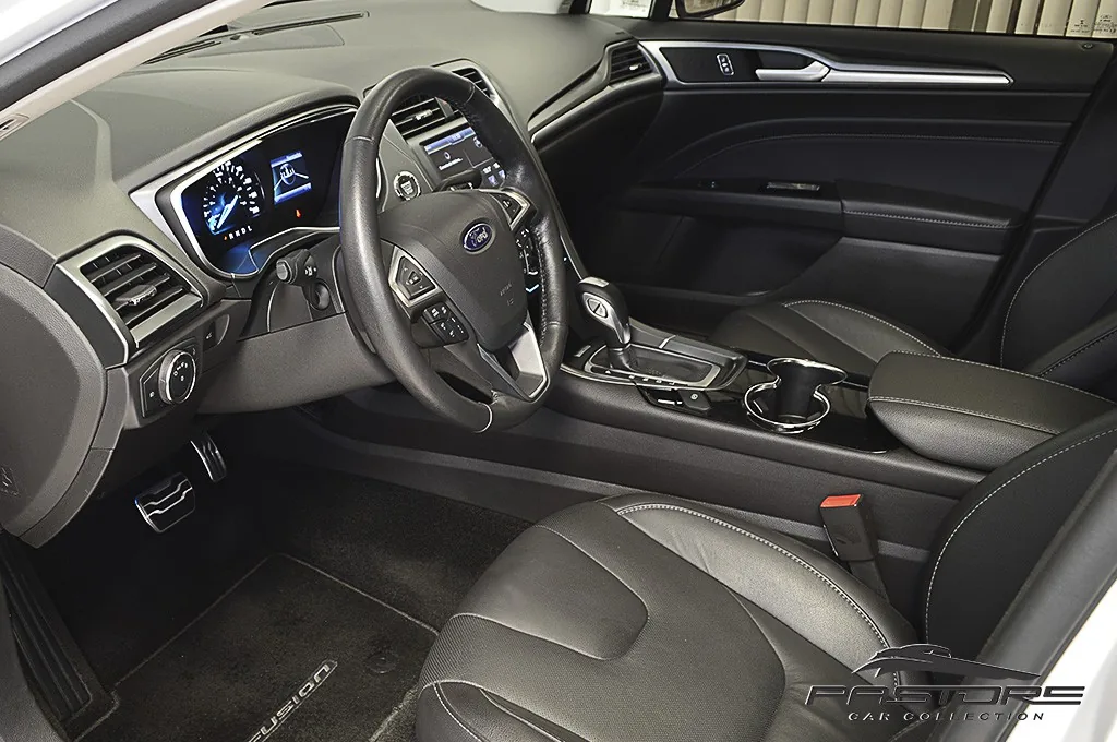 Ford Fusion Titanium Hybrid