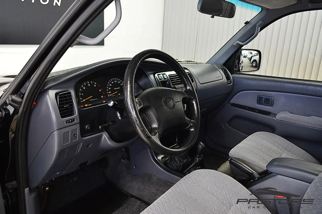 Toyota Hilux SW4