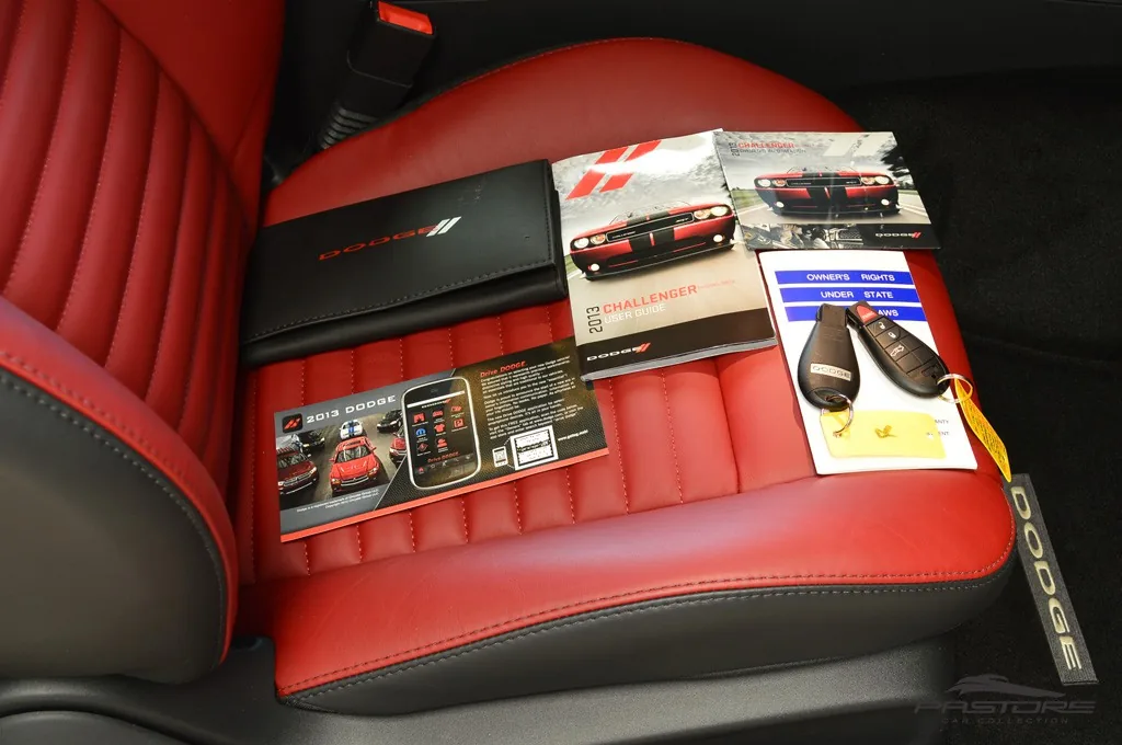 Dodge Challenger R/T Classic - Site Pastore Car Collection