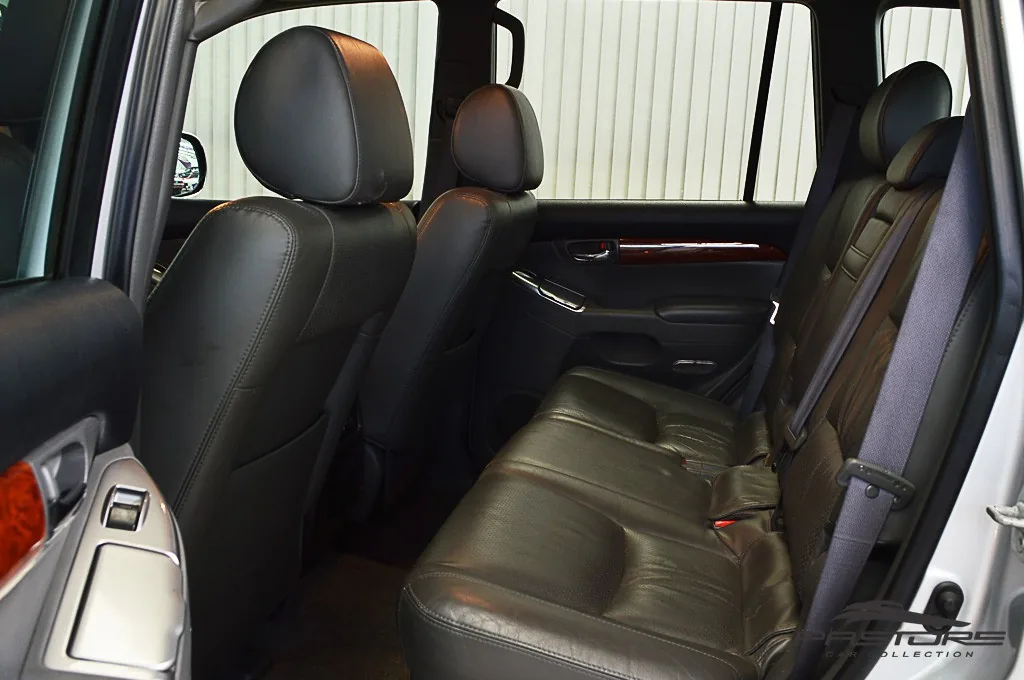 Toyota Land Cruiser Prado VX