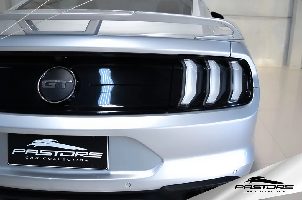 Ford Mustang GT Premium 5.0 V8