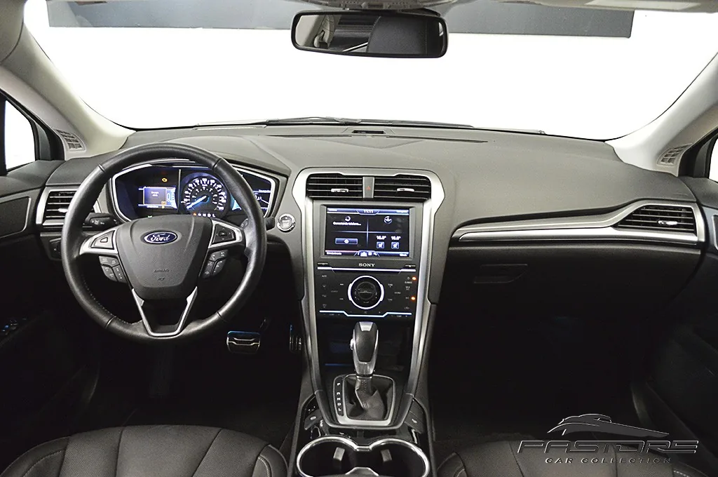 Ford Fusion Titanium Hybrid