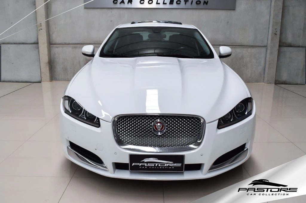 Jaguar XF 2.0 Luxury