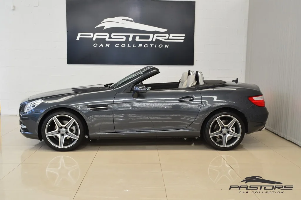 Mercedes-Benz SLK 200 CGI