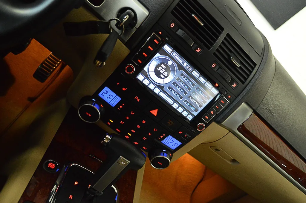 VW Touareg V8