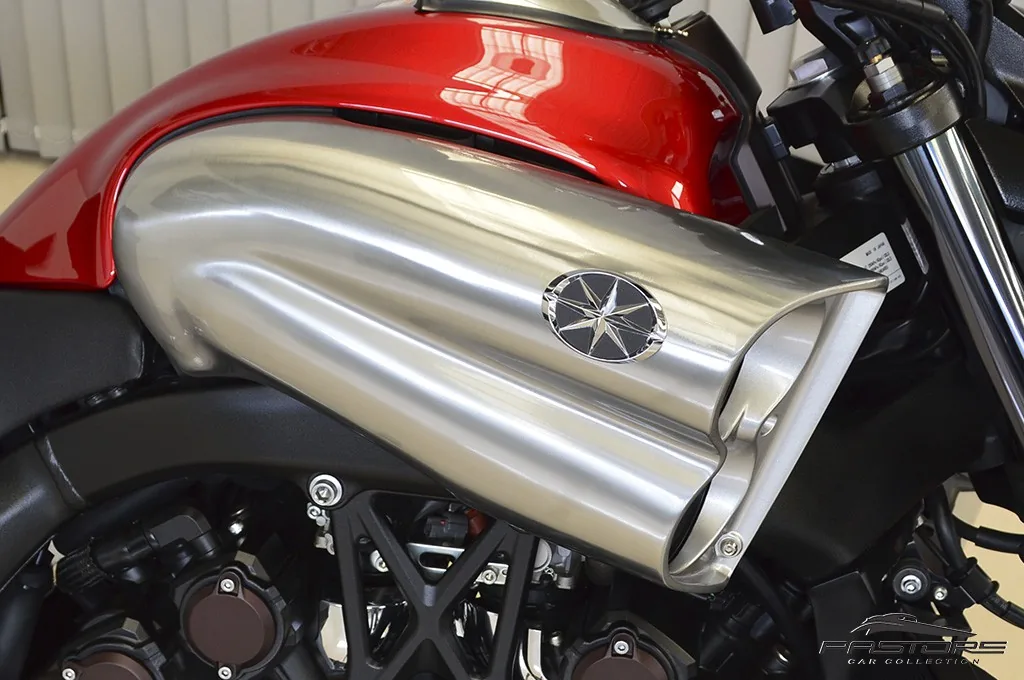 Yamaha V-Max 1800