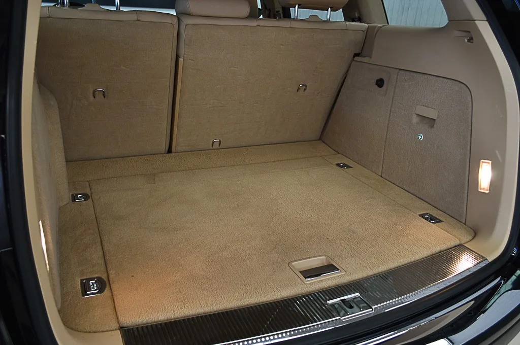 VW Touareg V8