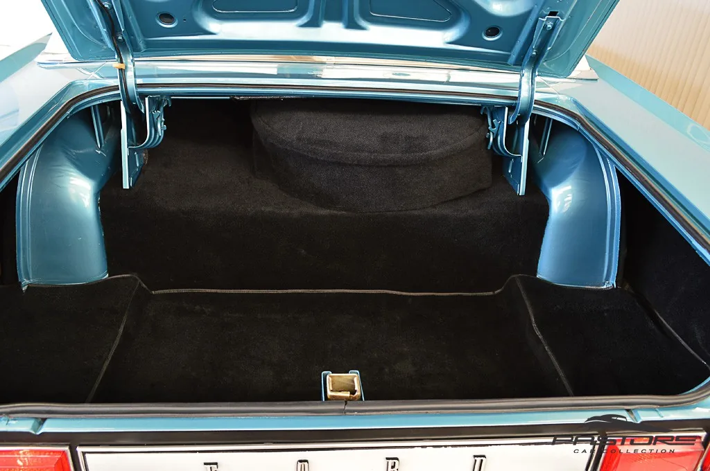Ford Galaxie LTD