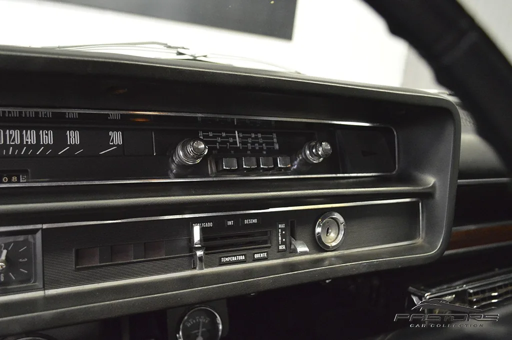 Ford Galaxie Landau