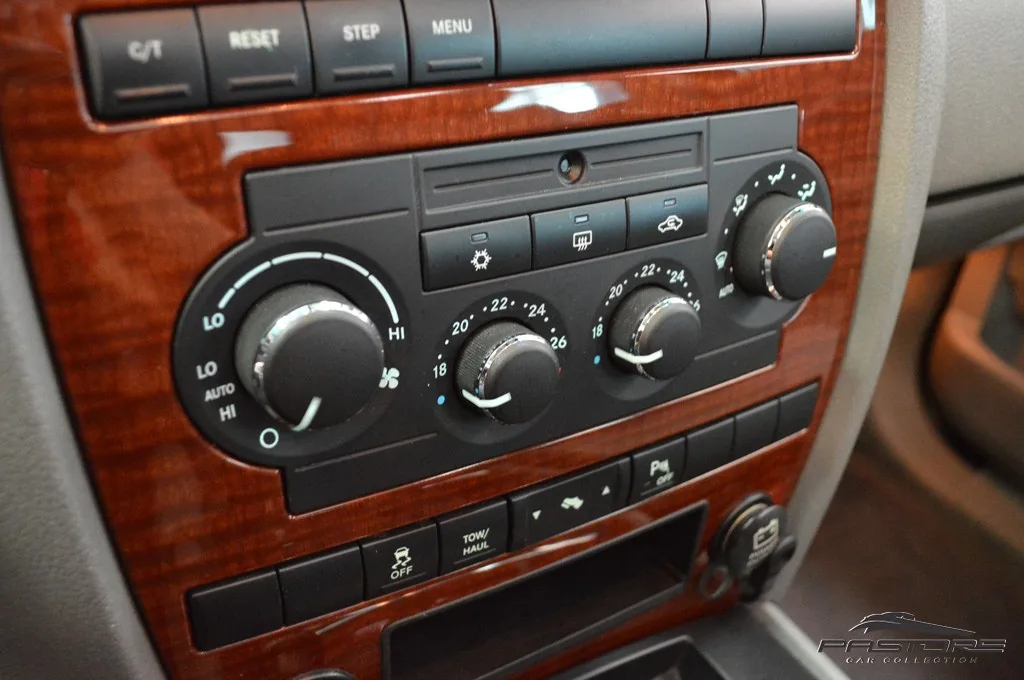 Jeep Grand Cherokee Limited 5.7 V8