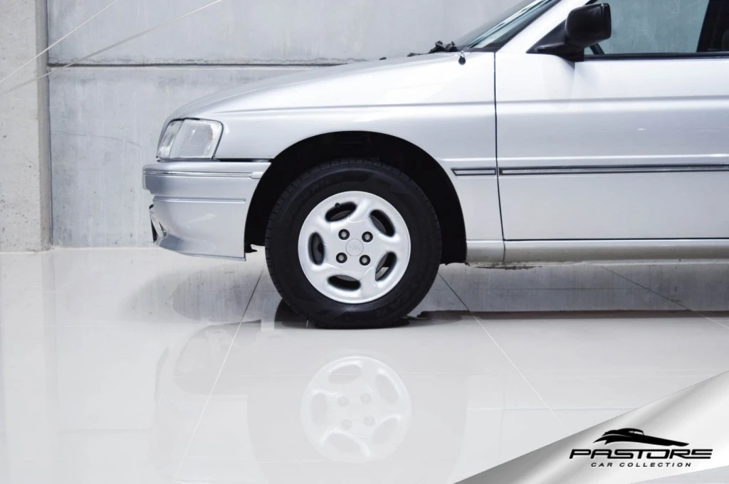 Ford Escort 1.8i GLX