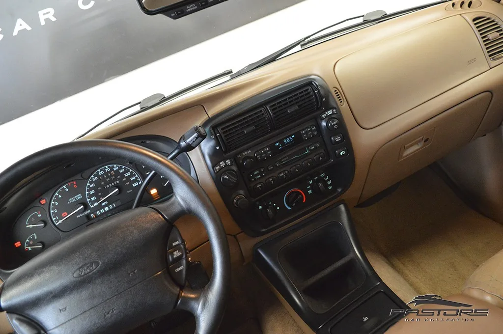 Ford Explorer Expedition XL 4WD