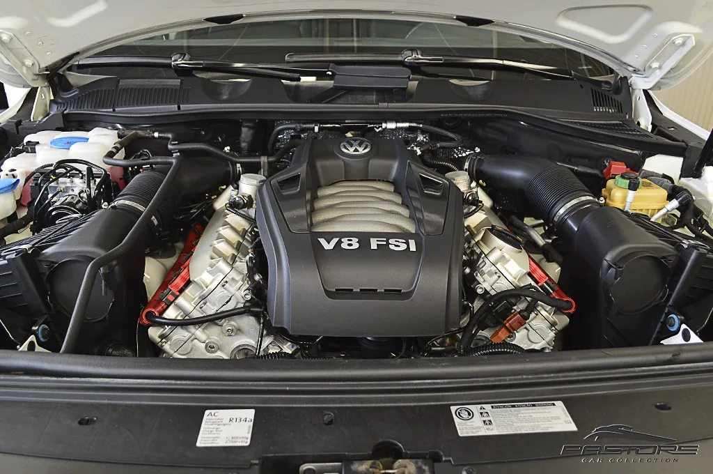VW Touareg 4.2 V8