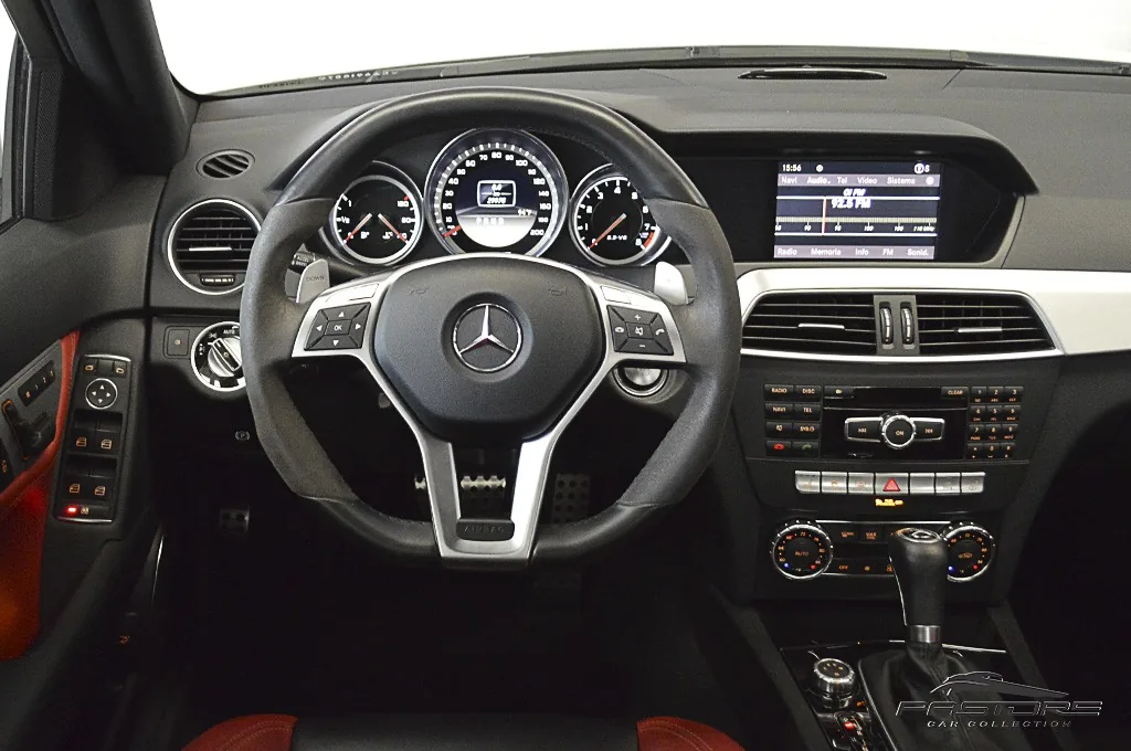 Mercedes-Benz C63 AMG