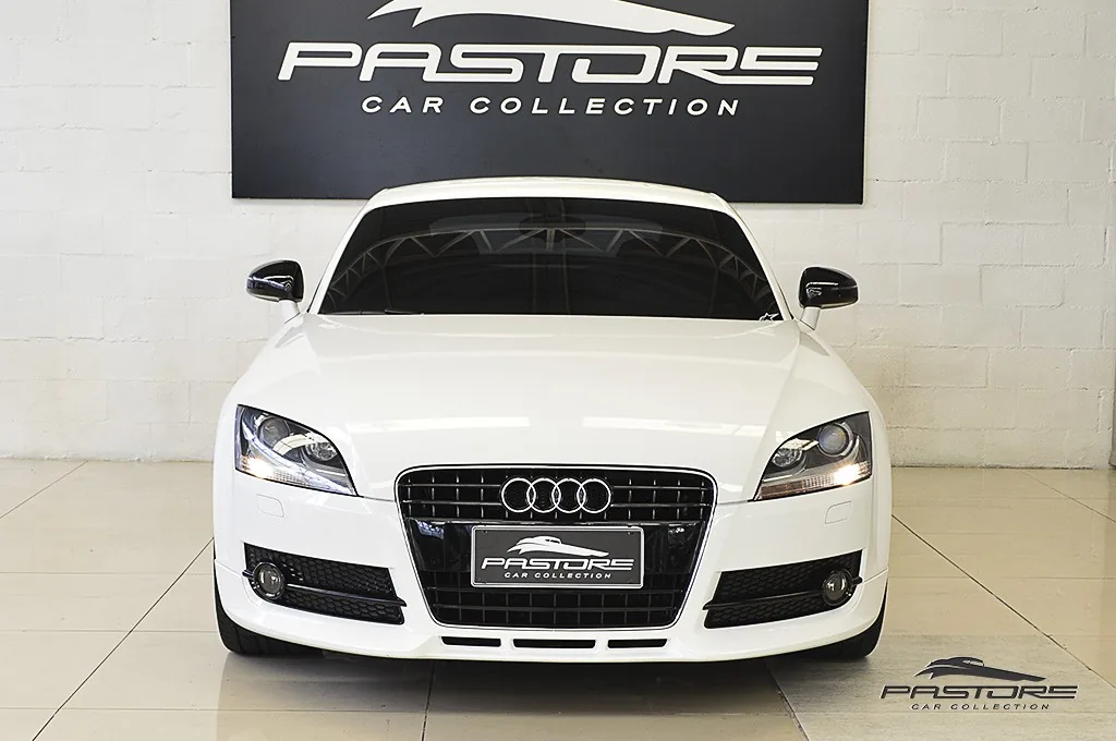 Audi TT White Edition